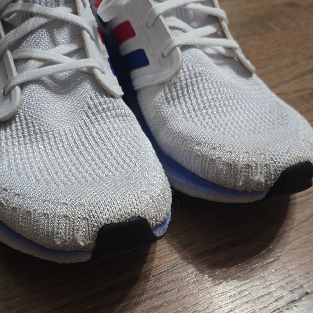 Adidas Men's White and Blue Running Shoes - Picture 15 of 15